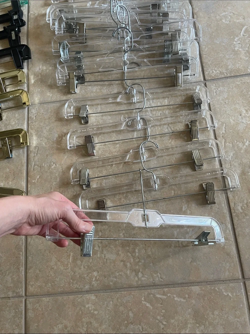 23 skirt hangers Clear and Gold Skirt/Pant Hangers with Clips 23 Pack